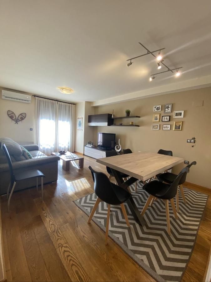 Apartament Neret I 소르트 외부 사진